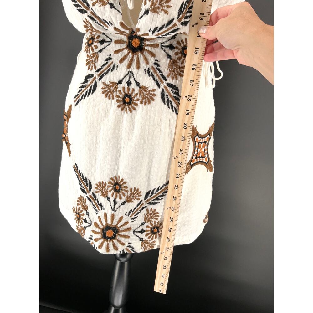 Free People Size 2 Embroidered Cutout Mini Dress Ivory Boho Open Back Cotton - Picture 6 of 11